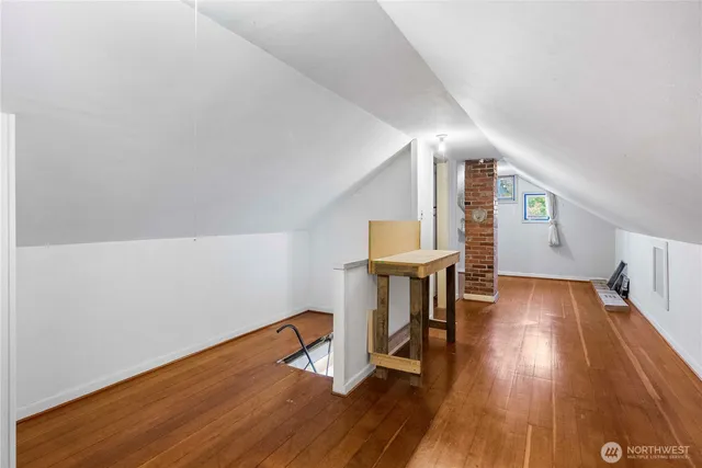 a view of livingroom with furniture and wooden floor