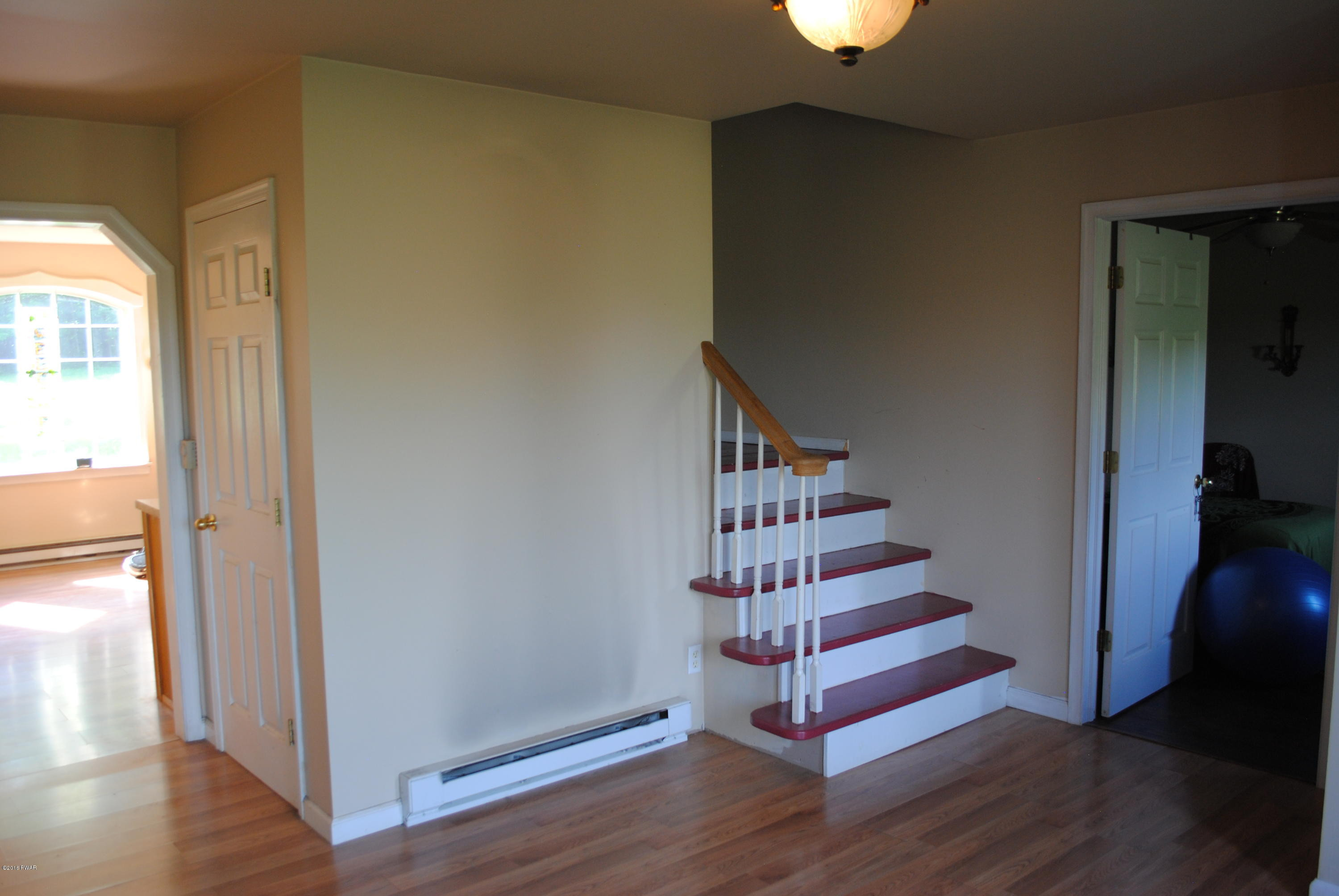 345 Ayoub Road Pleasant Mount, PA 18453 - Photo 14 of 33 Front Foyer