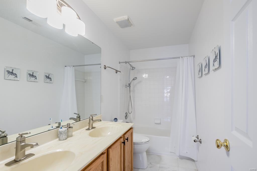 471 Madrina Court Ballwin, MO 63021 - Photo 31 of 48 Gallery Image 31