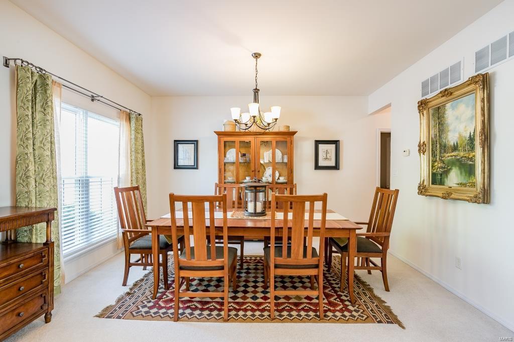 471 Madrina Court Ballwin, MO 63021 - Photo 6 of 48 Gallery Image 6
