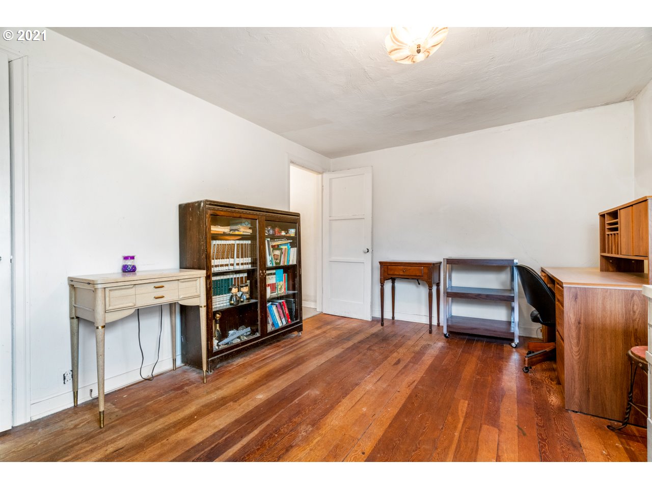 1358 8th Street Springfield, OR 97477 - Photo 13 of 21 Gallery Image 13