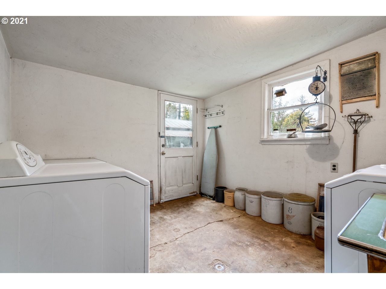 1358 8th Street Springfield, OR 97477 - Photo 19 of 21 Gallery Image 19
