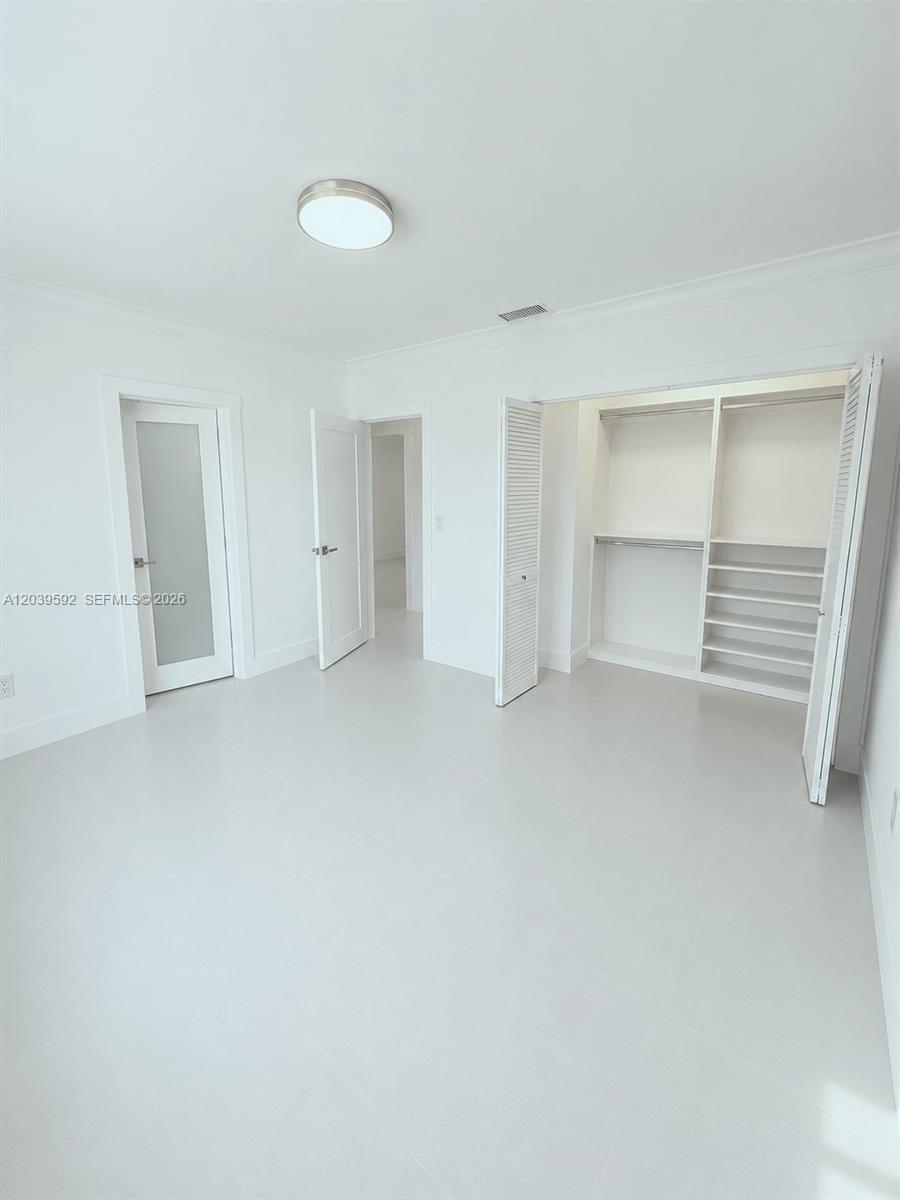 18935 Northwest 8th Avenue Miami Gardens, FL 33169 - Photo 20 of 26 a view of an empty room