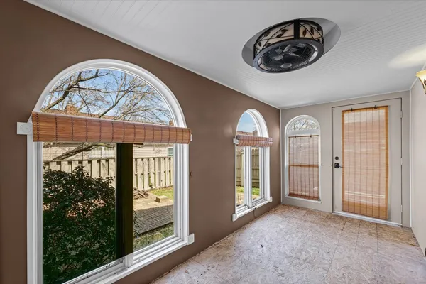 $285,000 | 1502 Theodore Drive, Unit B, Champaign, IL 61821