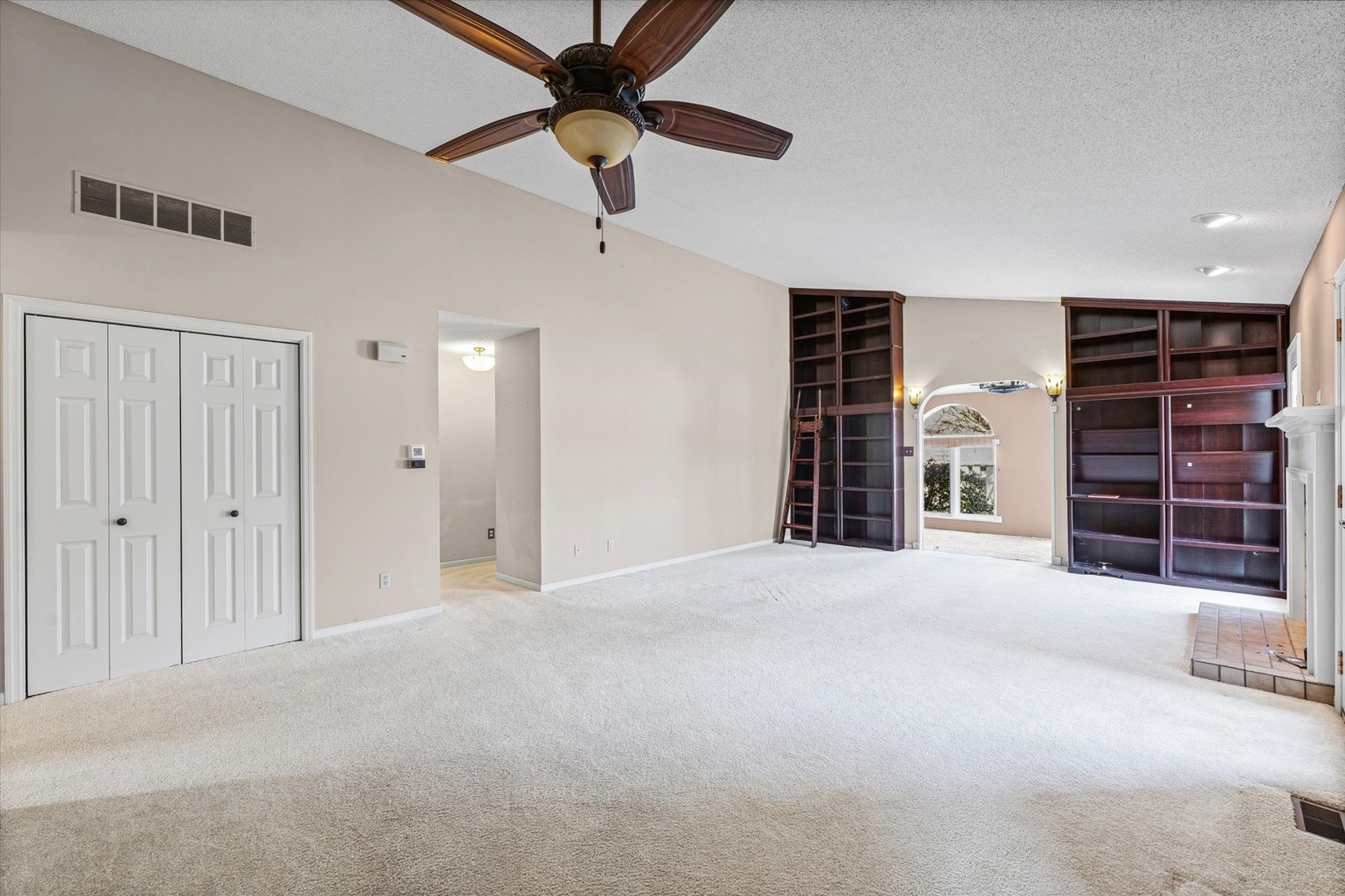 1502 Theodore Drive, Unit B Champaign, IL 61821 - Photo 6 of 28