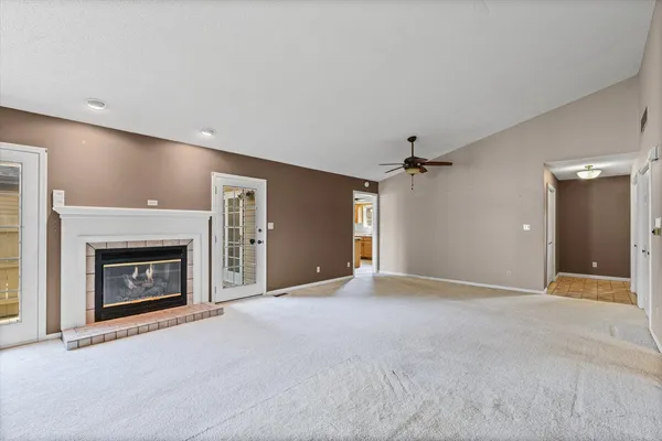 $285,000 | 1502 Theodore Drive, Unit B, Champaign, IL 61821