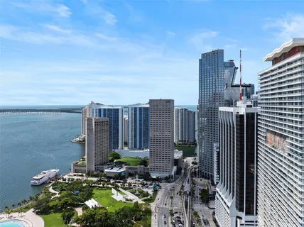 $475,000 | 50 Biscayne Boulevard, Unit 3605, Miami, FL 33132