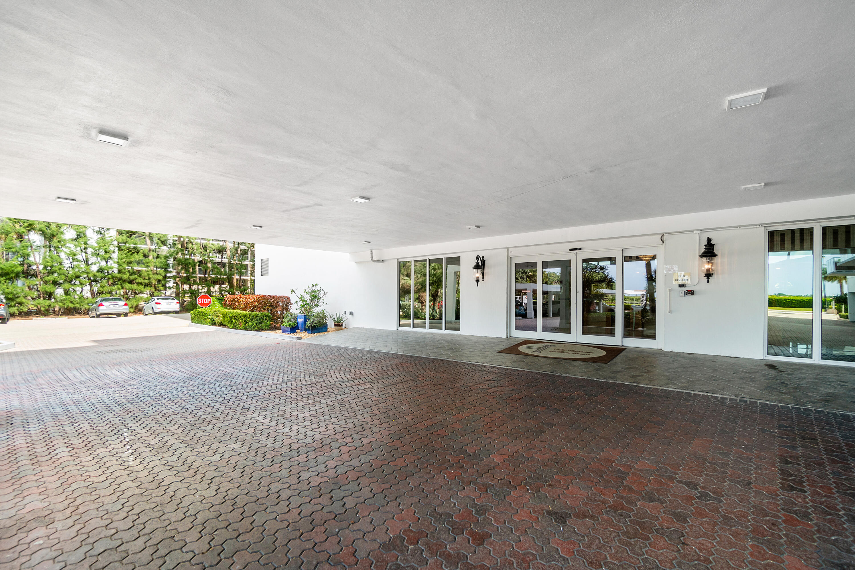 3450 South Ocean Boulevard, Unit 625 Palm Beach, FL 33480 - Photo 41 of 43 a view of a house with a street