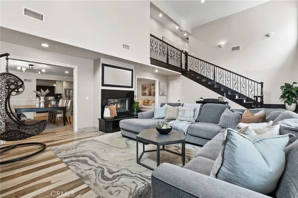 $1,650,000 | 25062 Campo Rojo, Lake Forest, CA 92630