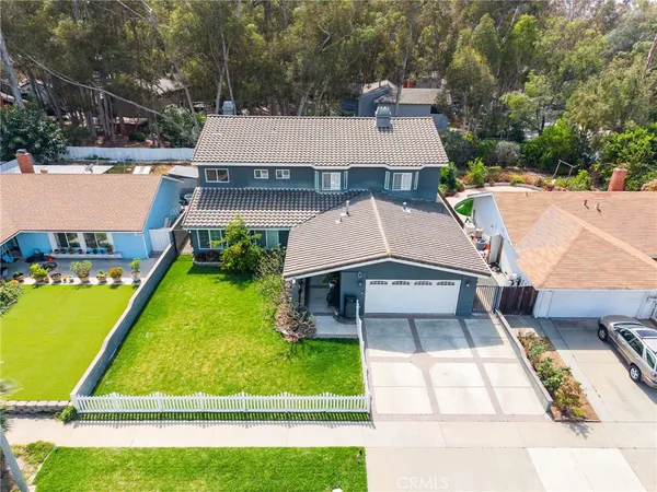$1,650,000 | 25062 Campo Rojo, Lake Forest, CA 92630