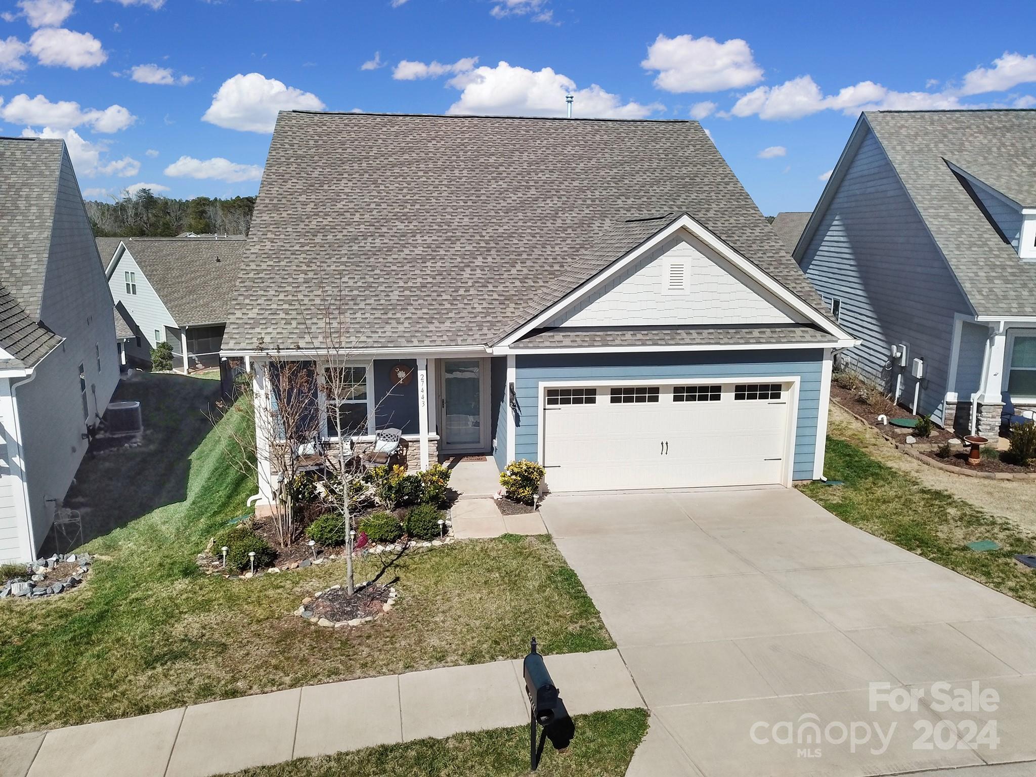 27443 Cinderella Circle Lancaster, SC 29720 - Photo 29 of 37 a front view of a house with garden