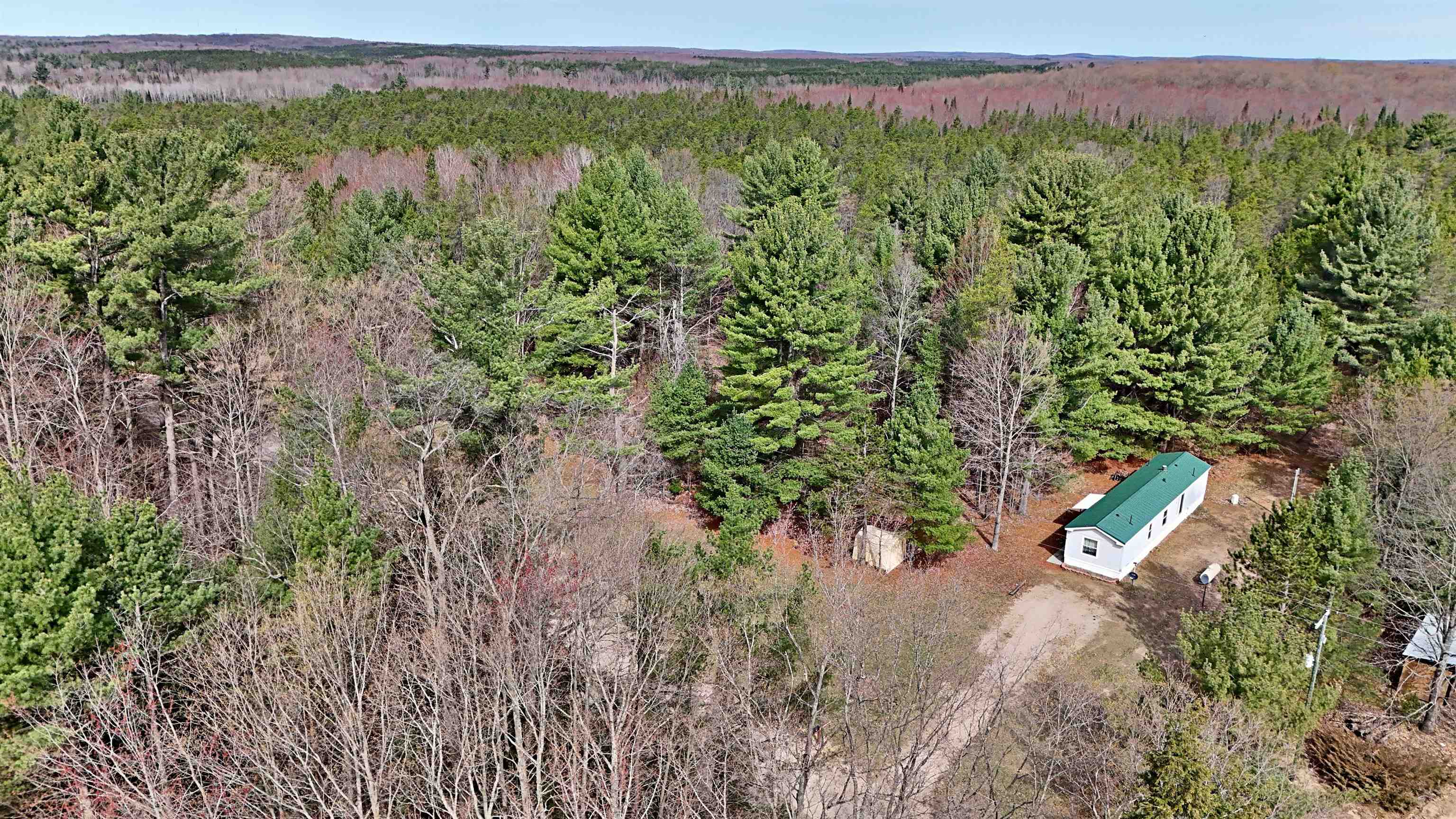 785 East 46 Road Cadillac, MI 49601 - Photo 1 of 35 Gallery Image 1
