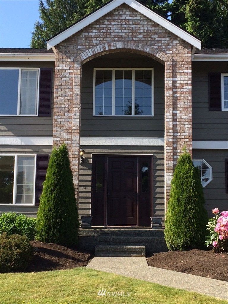 15324 Southeast 133rd Court Renton, WA 98059 - Photo 2 of 20 Gallery Image 2