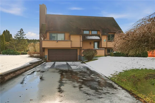 $795,000 | 23 Indian Hill Circle, Middletown, RI 02842