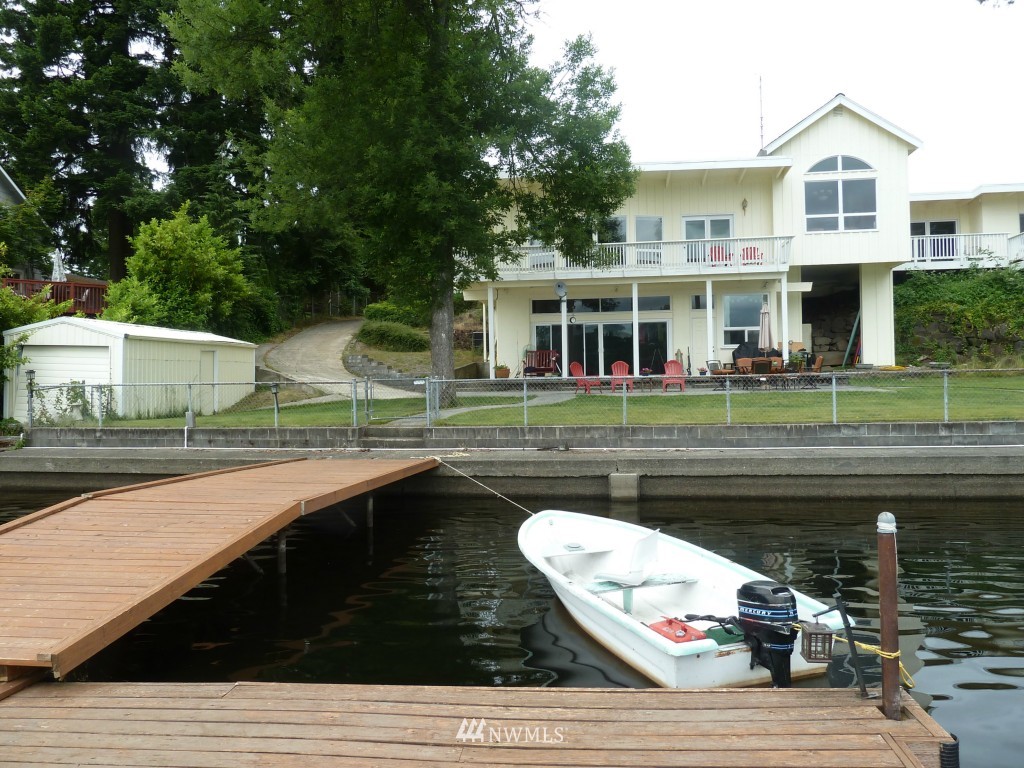4347 Waldrick Road Southeast Olympia, WA 98501 - Photo 3 of 15 Gallery Image 3