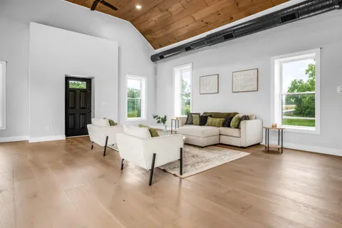 $745,000 | 3351 Georgesville-Wrightsville Road, Grove City, OH 43123