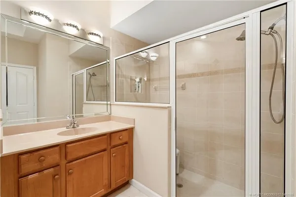 $450,000 | 830 Northwest Red Pine Way, Jensen Beach, FL 34957