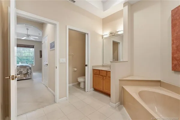 $450,000 | 830 Northwest Red Pine Way, Jensen Beach, FL 34957