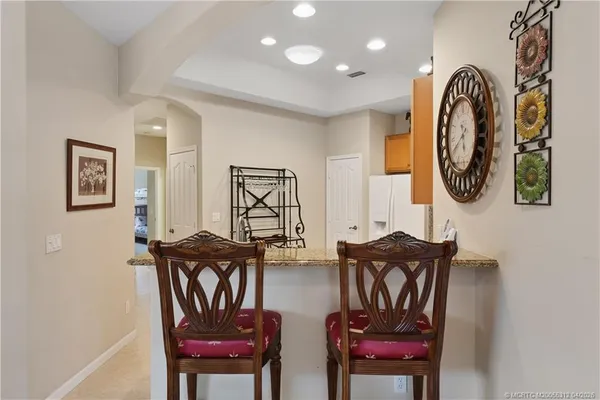 $450,000 | 830 Northwest Red Pine Way, Jensen Beach, FL 34957