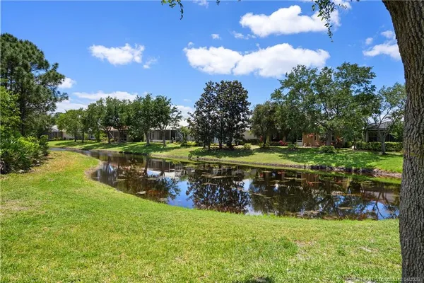 $450,000 | 830 Northwest Red Pine Way, Jensen Beach, FL 34957