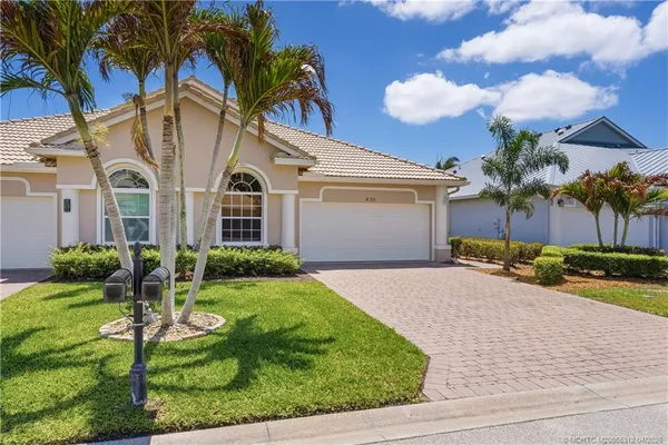 $450,000 | 830 Northwest Red Pine Way, Jensen Beach, FL 34957