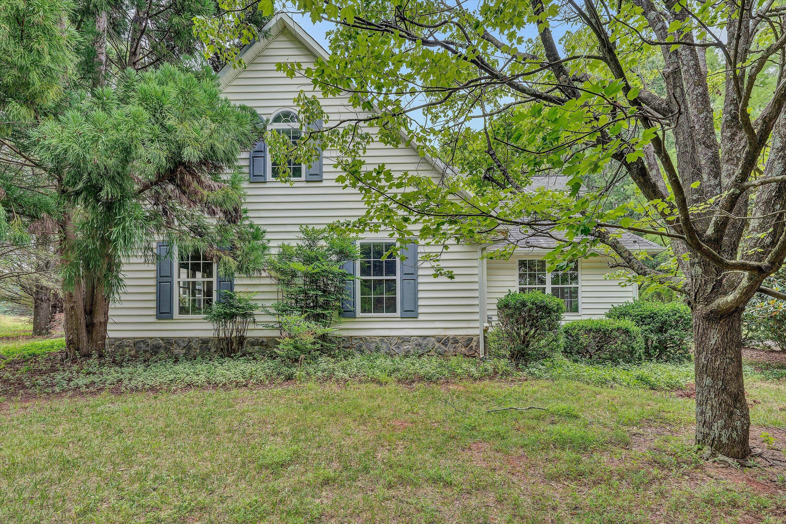 2932 Dickerson Mill Road Bedford, VA 24523 - Photo 37 of 62 35-DSC08281