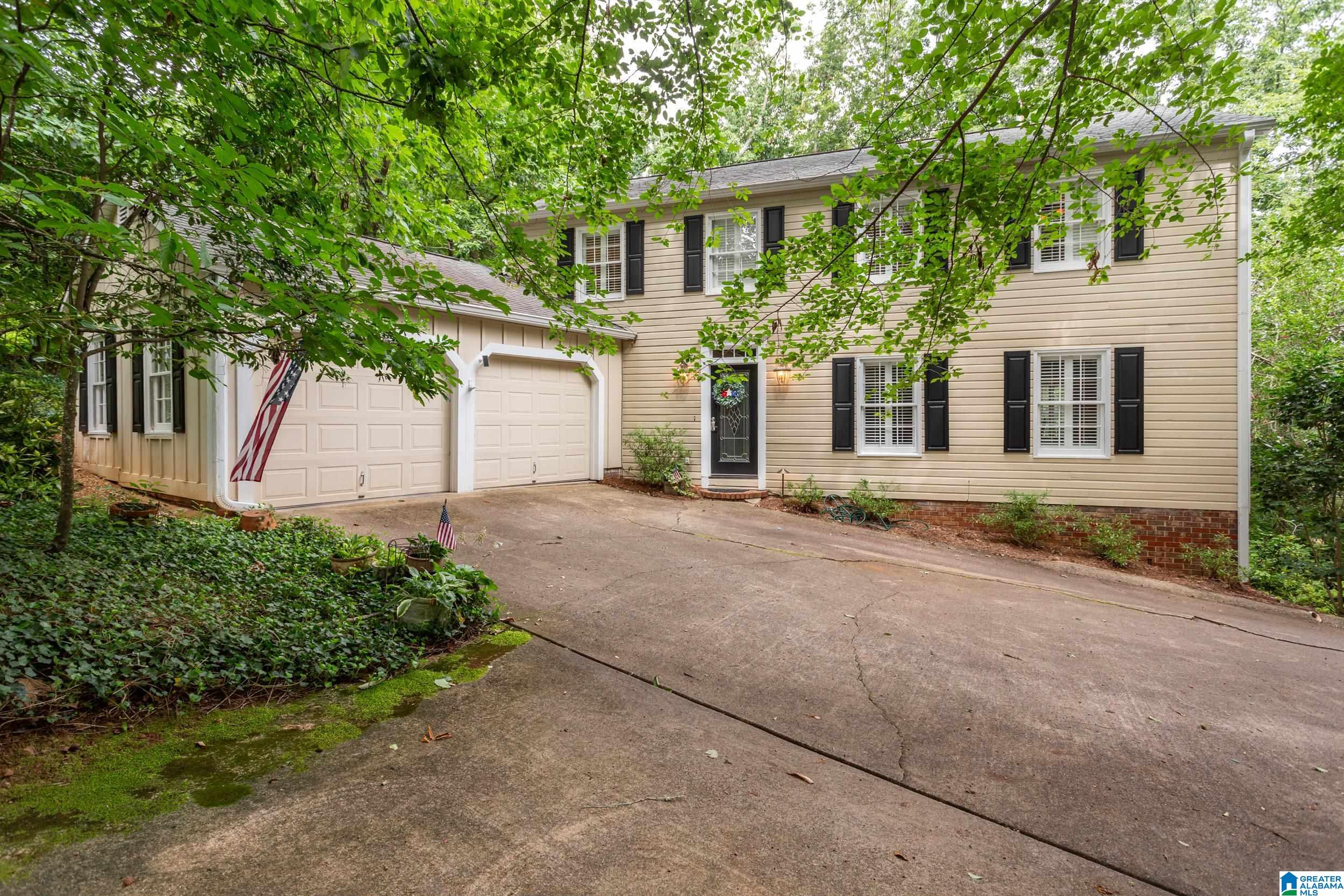6 Lanier Place Anniston, AL 36207 - Photo 1 of 42
