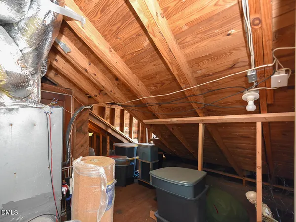 a view of yard with large trees