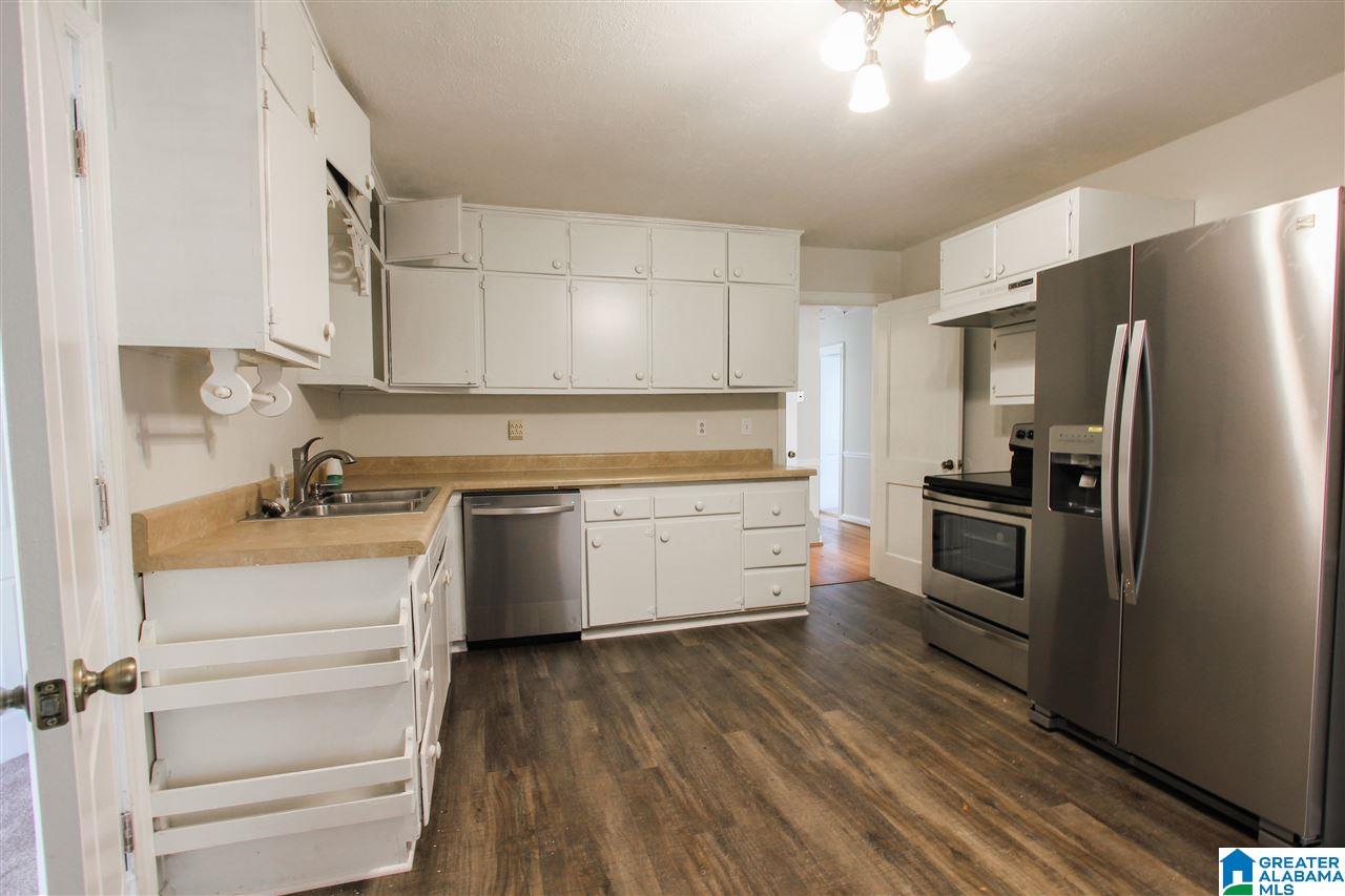 736 Martinwood Road Birmingham, AL 35235 - Photo 8 of 18