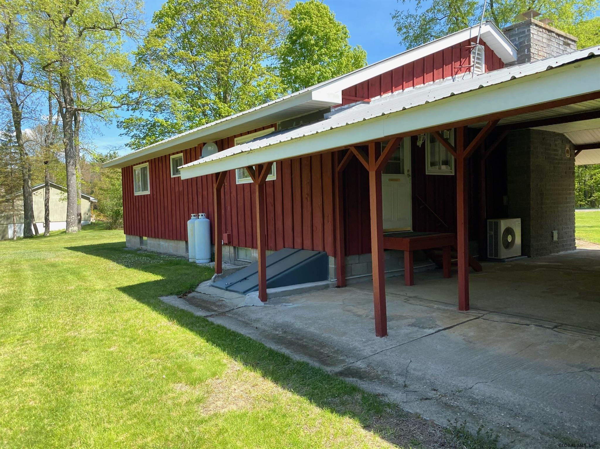 479 Co Rt 24 Corinth, NY 12822 - Photo 3 of 29 Photo 3