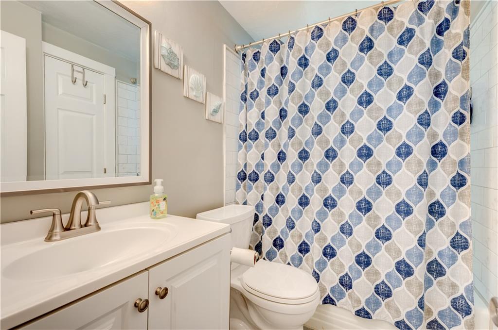 422 Beulah Road Pittsburgh, PA 15235 - Photo 11 of 23