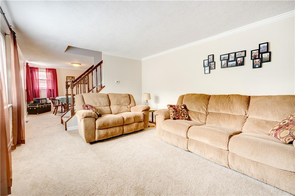422 Beulah Road Pittsburgh, PA 15235 - Photo 5 of 23