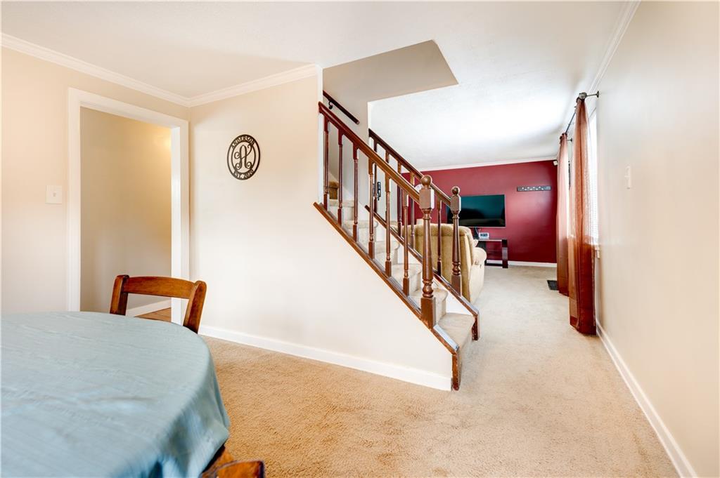 422 Beulah Road Pittsburgh, PA 15235 - Photo 8 of 23