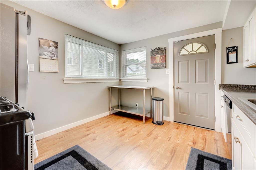 422 Beulah Road Pittsburgh, PA 15235 - Photo 9 of 23