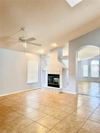 $2,500 | 8214 Woodsworth Drive, Orlando, FL 32817