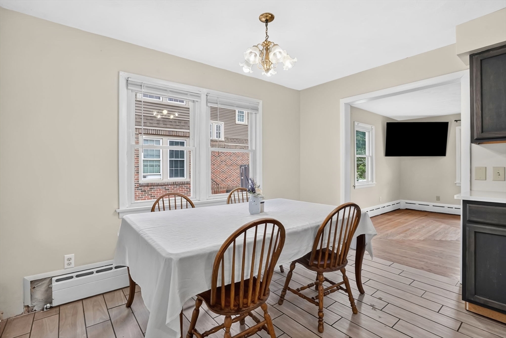 53 Ellerton Street Chicopee, MA 01020 - Photo 9 of 35