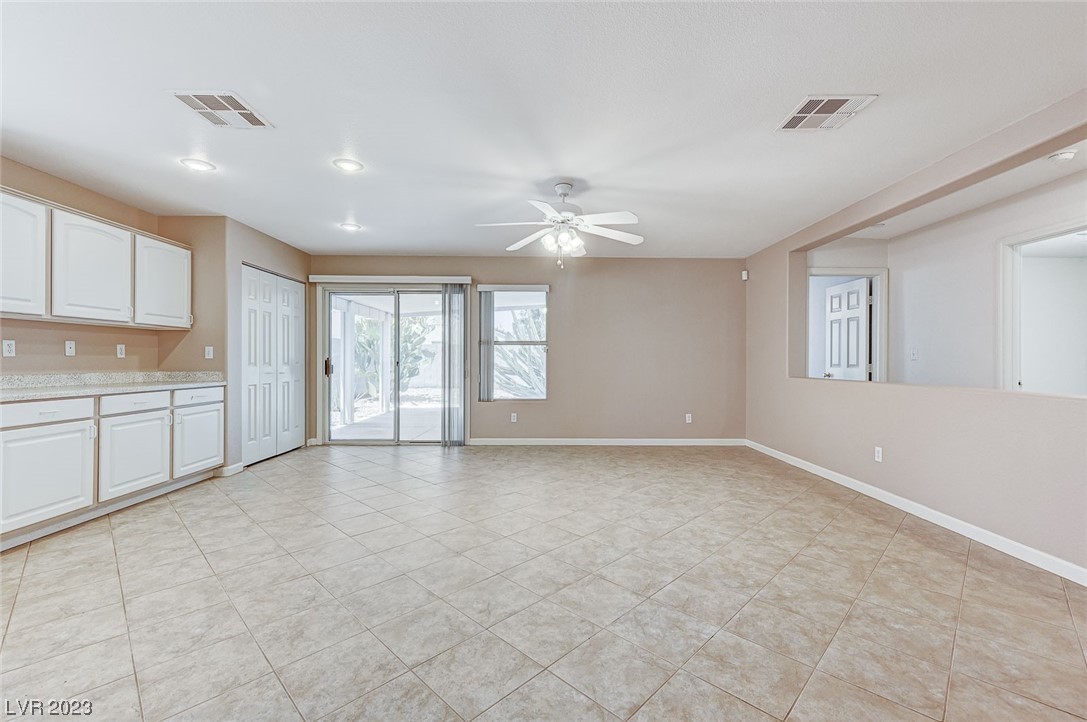 728 Rising Brook Drive Henderson, NV 89011 - Photo 7 of 41 Gallery Image 7