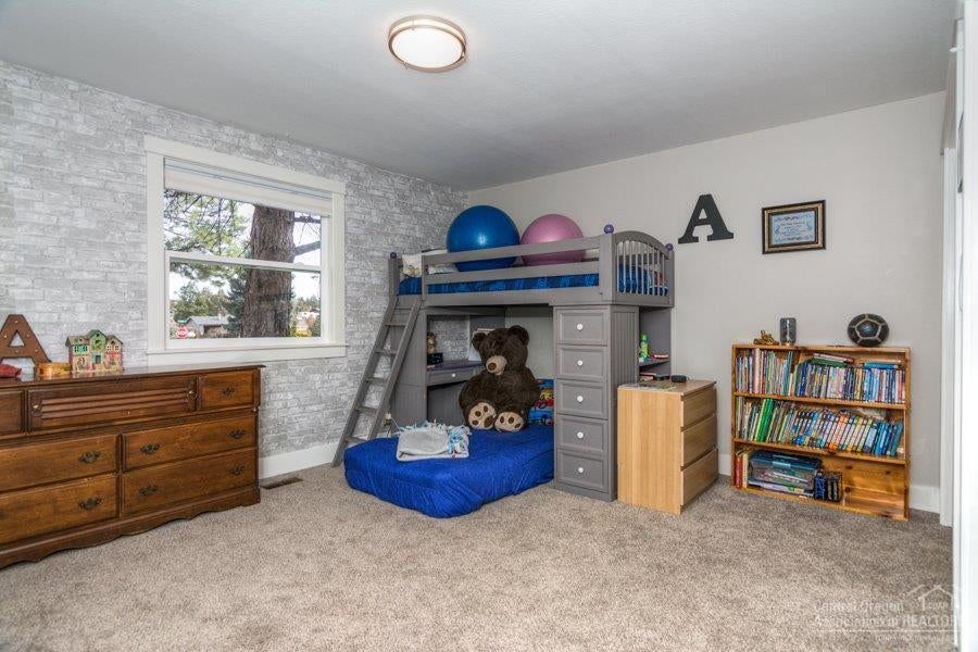 61975 Dobbin Road Bend, OR 97702 - Photo 12 of 23 Additional Photo
