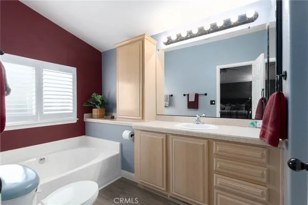 $219,900 | 27250 Murrieta, Unit 262, Menifee, CA 92586