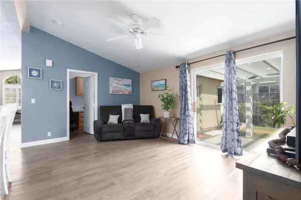 $219,900 | 27250 Murrieta, Unit 262, Menifee, CA 92586