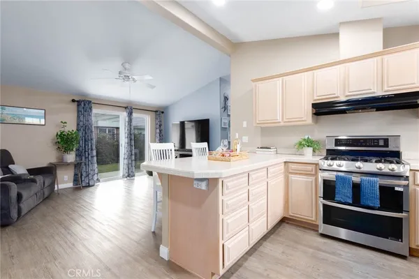 $219,900 | 27250 Murrieta, Unit 262, Menifee, CA 92586