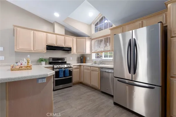 $219,900 | 27250 Murrieta, Unit 262, Menifee, CA 92586