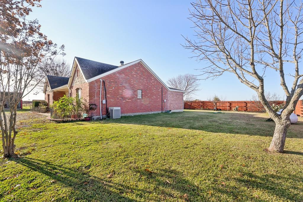 2750 Nolan Road Ferris, TX 75125 - Photo 5 of 6