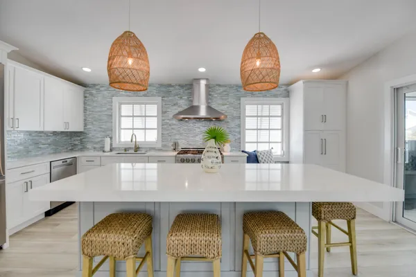 $799,000 | 75 Lobstertail Road, Big Pine Key, FL 33043