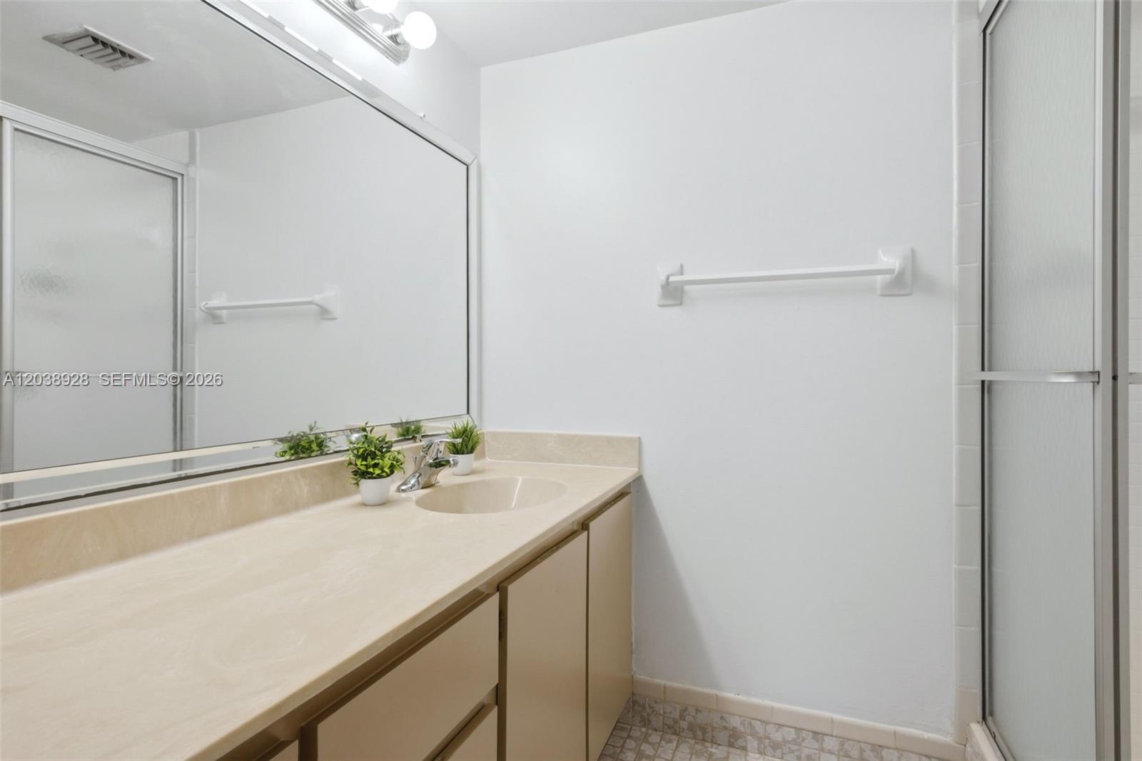 6800 Cypress Road, Unit 201 Plantation, FL 33317 - Photo 19 of 27