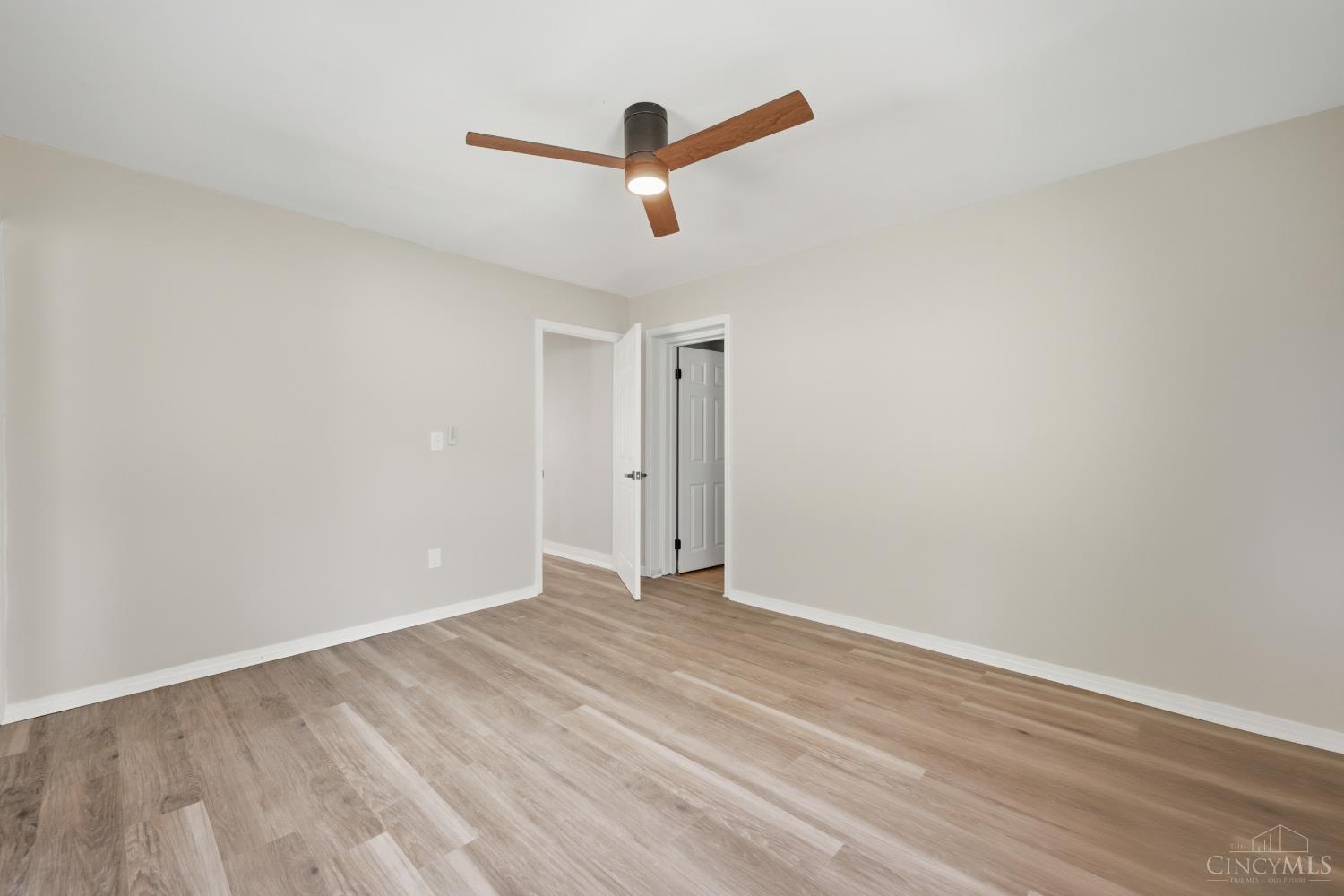 7034 Hearne Road Cincinnati, OH 45248 - Photo 27 of 52 Gallery Image 27