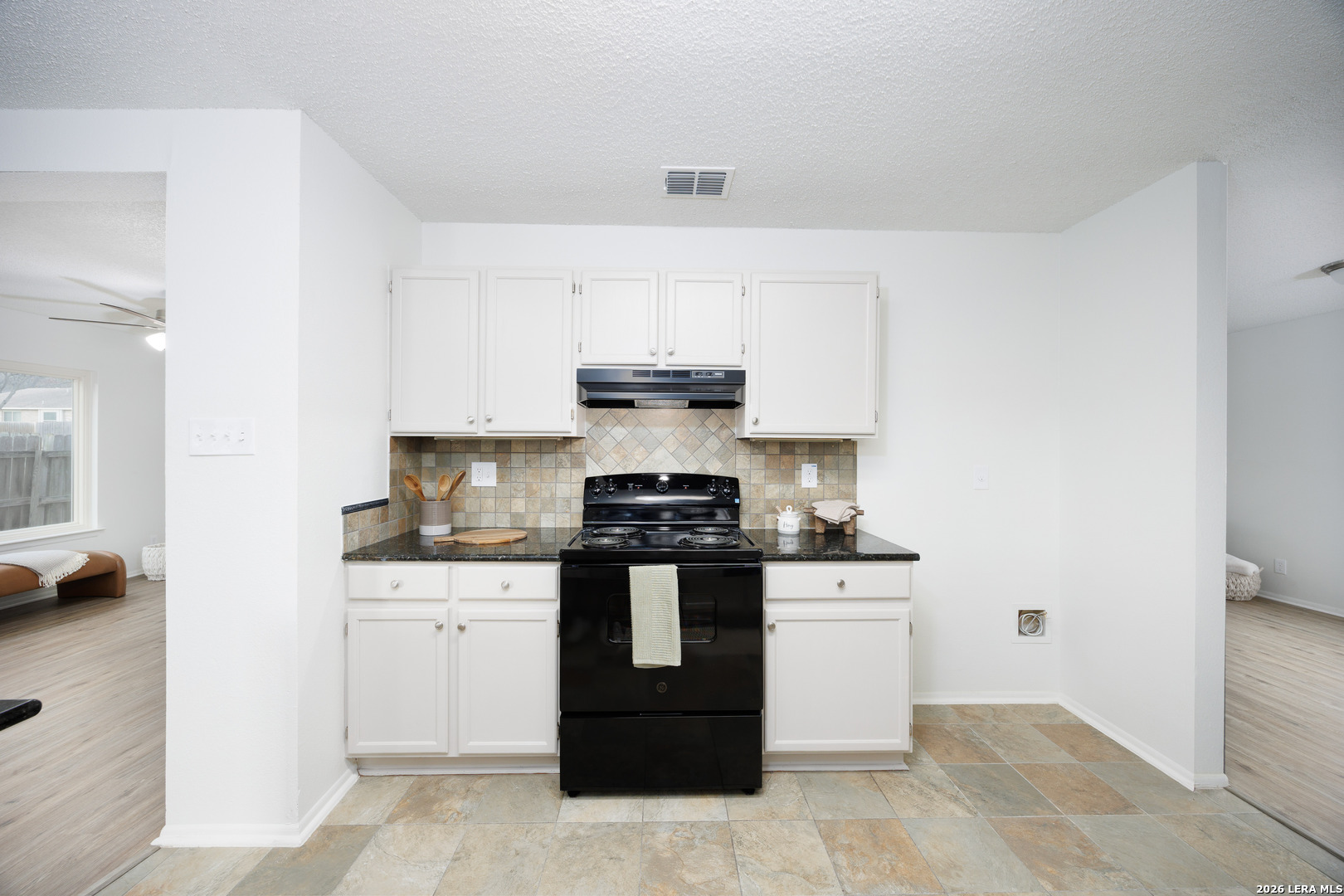 7414 Forest Streme Live Oak, TX 78233 - Photo 20 of 40