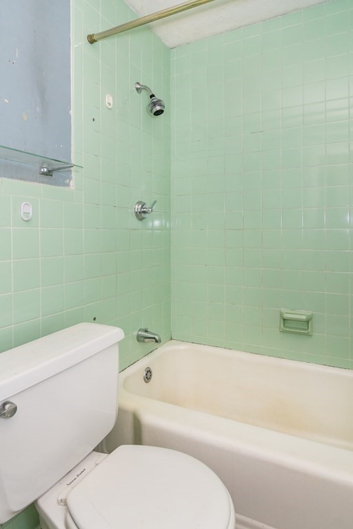38 Edward Road Watertown, MA 02472 - Photo 7 of 20 Gallery Image 7
