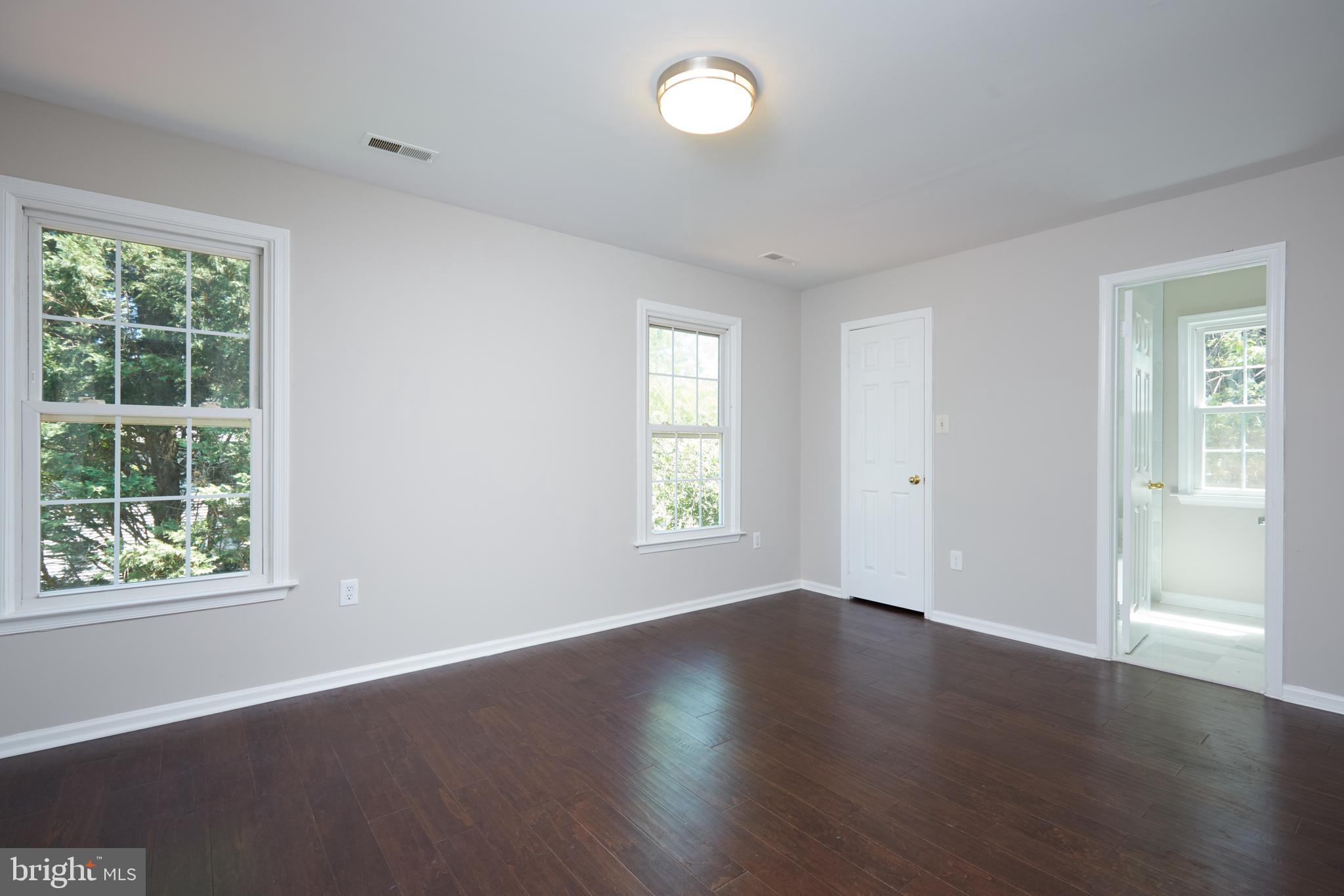 11612 Ranch Lane North Potomac, MD 20878 - Photo 14 of 42 Gallery Image 14