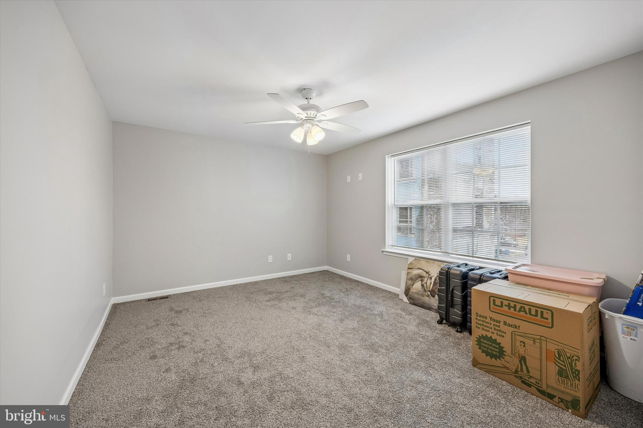 709 Shadyside Avenue Croydon, PA 19021 - Photo 28 of 40 an empty room with a window